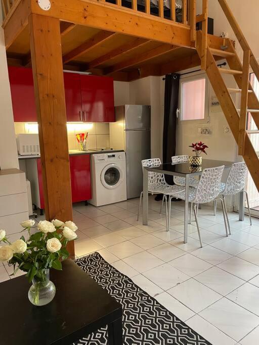 Апартаменти Charmant Duplex + Terrasse A 5 Min Du Centre D'Aix Екс-ан-Прованс Екстер'єр фото